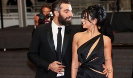 gav啪啪在线观看,GAV啪啪在线观看背后的故事与启示